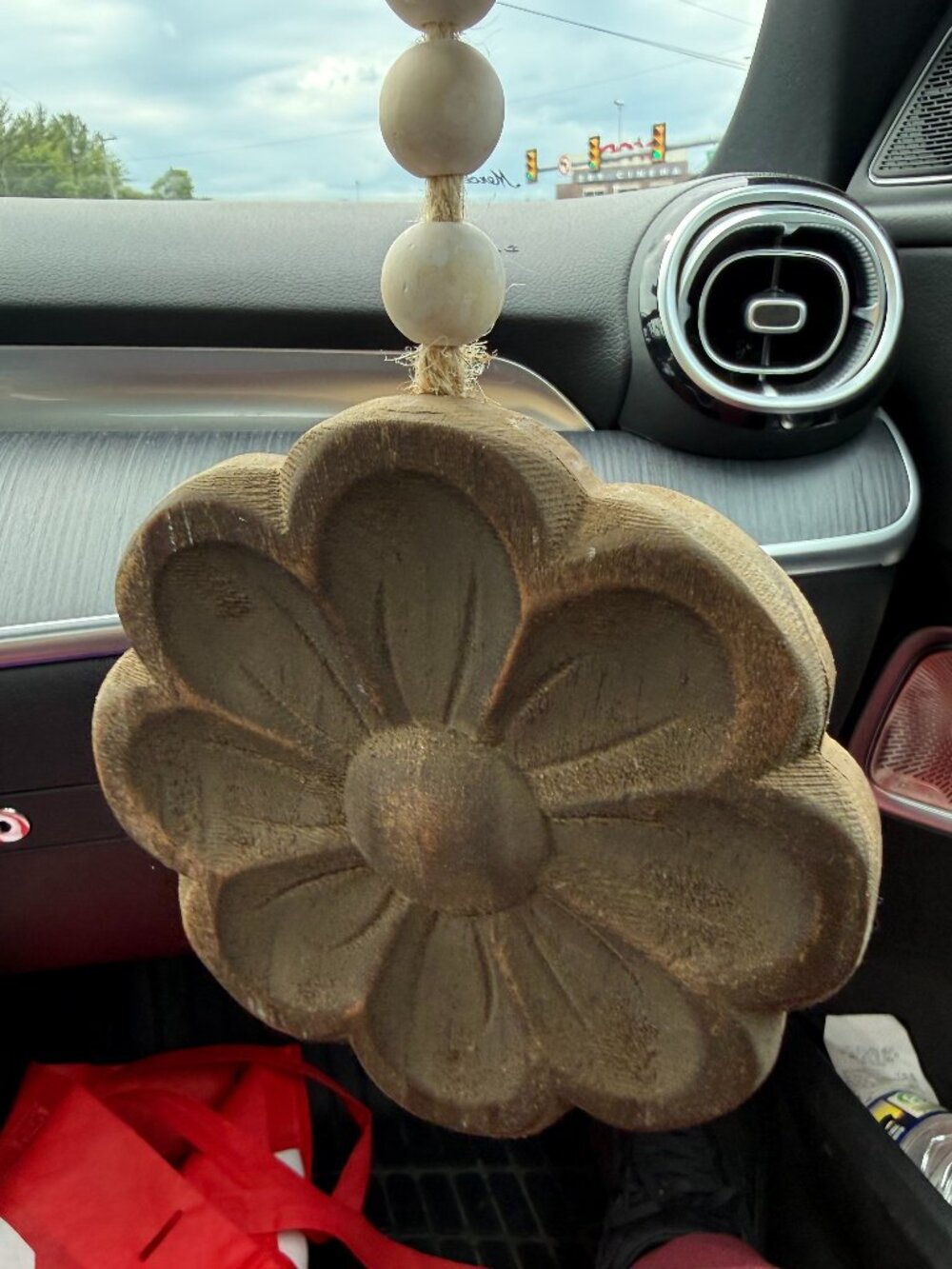 Distressed Wood Flower Hanging Floral Wall Decor Rustic Farmhouse Set of 2